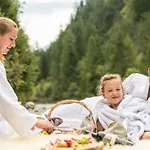 Oberlechtaler Hof Boutique Holzgau