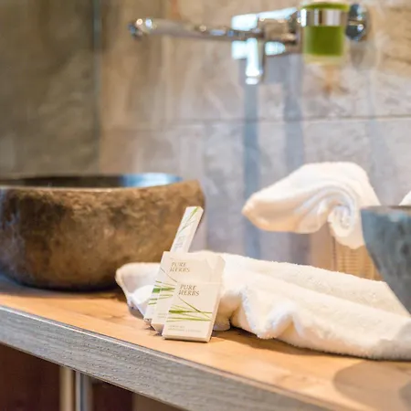 Hotel Oberlechtaler Hof Boutique Holzgau