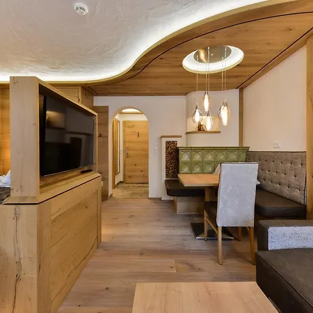 Hotel Oberlechtaler Hof Boutique 4*