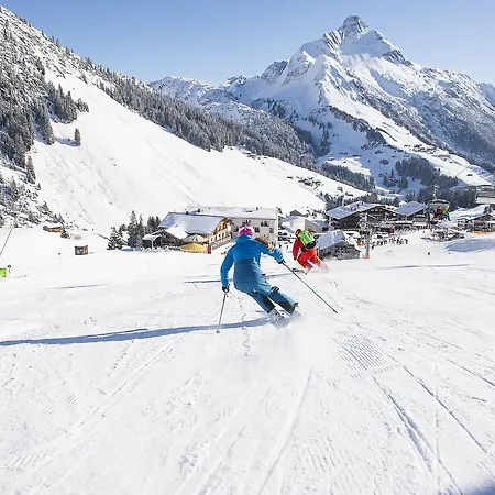 Oberlechtaler Hof Boutique Holzgau