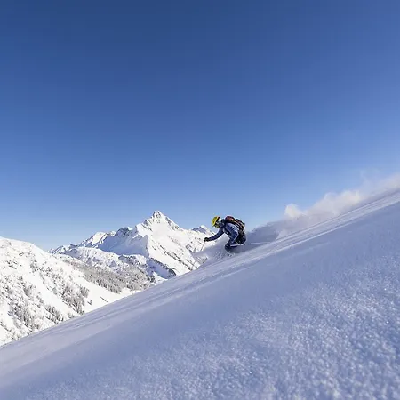 Oberlechtaler Hof Boutique 4*