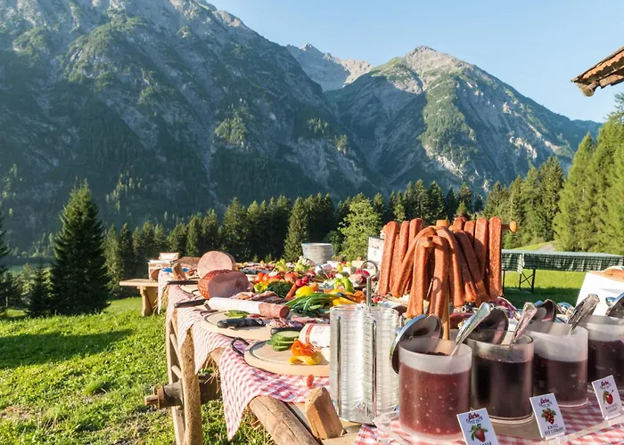 Oberlechtaler Hof Boutique 4* Holzgau