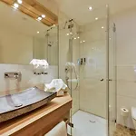 Oberlechtaler Hof Boutique 4*