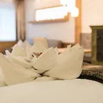 Oberlechtaler Hof Boutique Szálloda 4*
