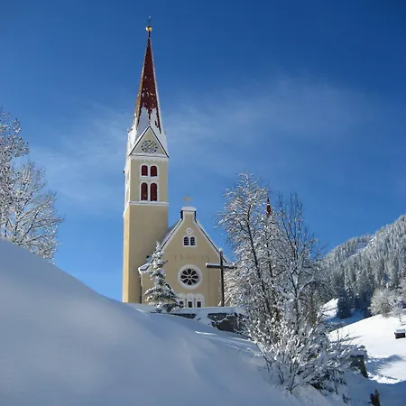 Hotel Oberlechtaler Hof Boutique Holzgau