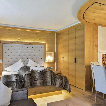 Hotel Oberlechtaler Hof Boutique 4*