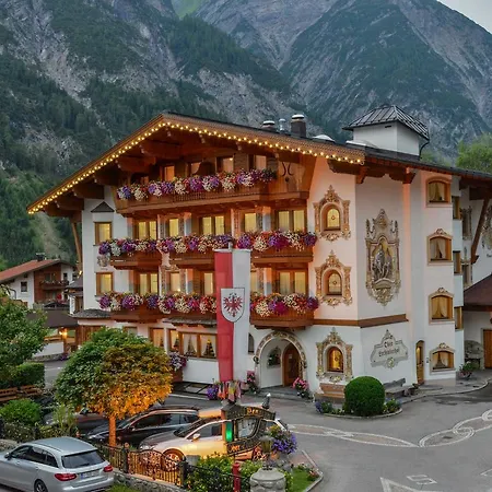 Oberlechtaler Hof Boutique Holzgau