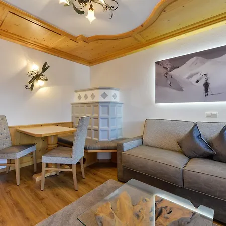 Oberlechtaler Hof Boutique Hotel 4*