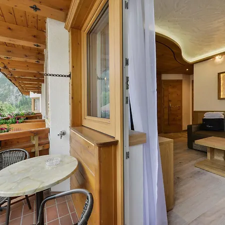 Hotel Oberlechtaler Hof Boutique 4*