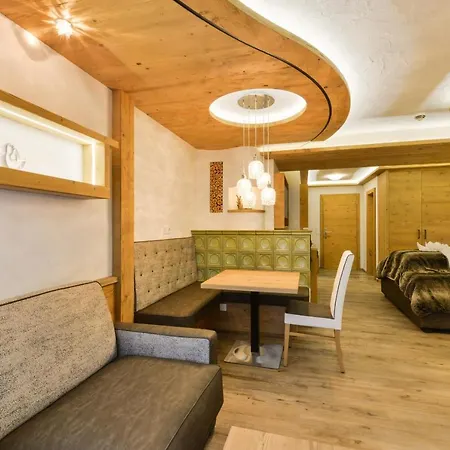 Oberlechtaler Hof Boutique 4*